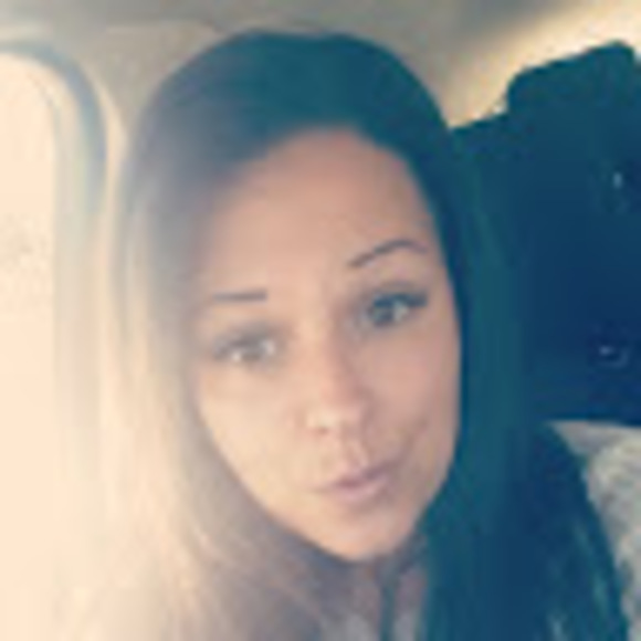 Meet your Posher, Vanessa - Picture 1 of 1